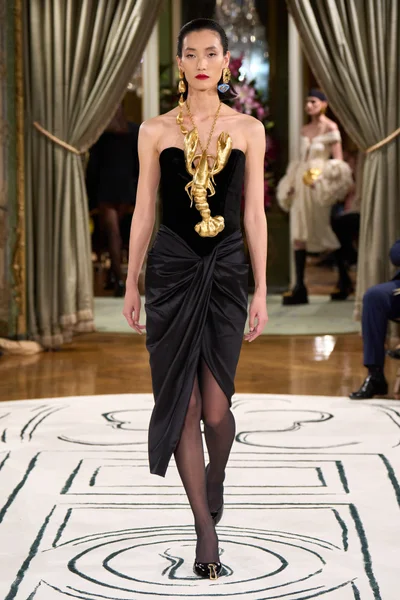 Look 12